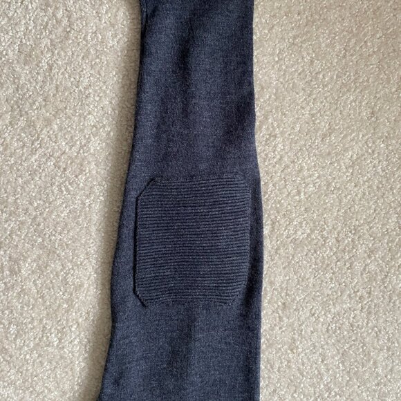 Sweater - Picture 4 of 5